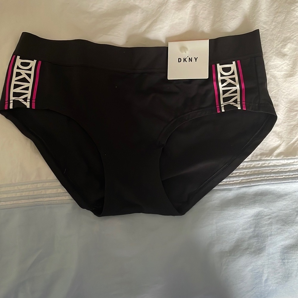 DKNY boyshorts